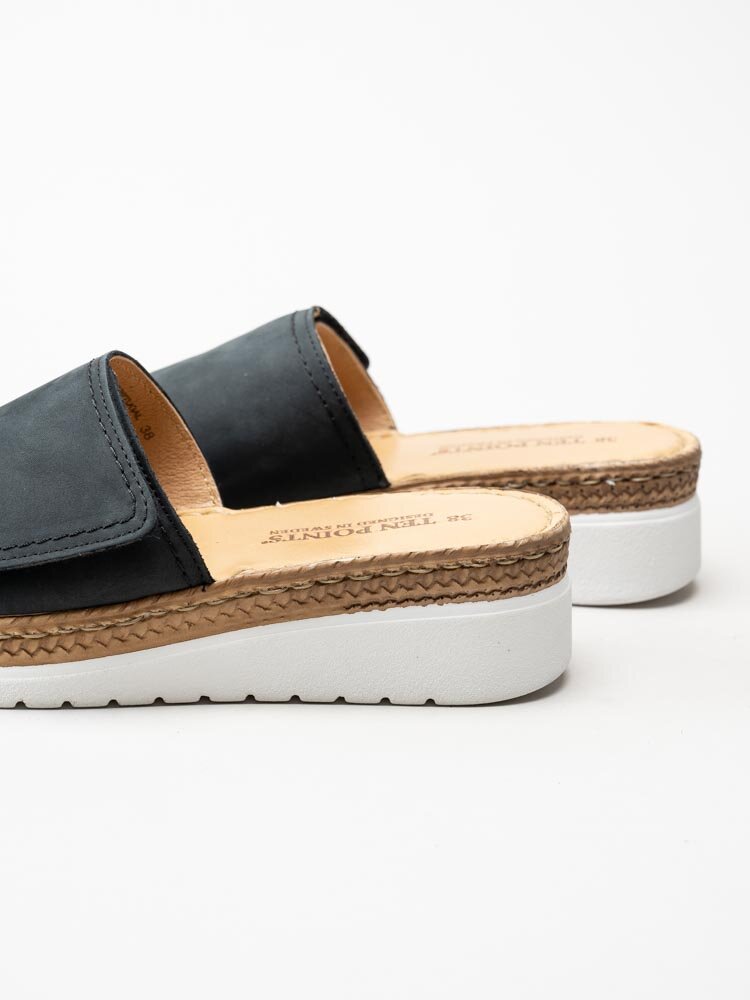 Ten Points - Malin - Svarta slip in sandaler i nubuck