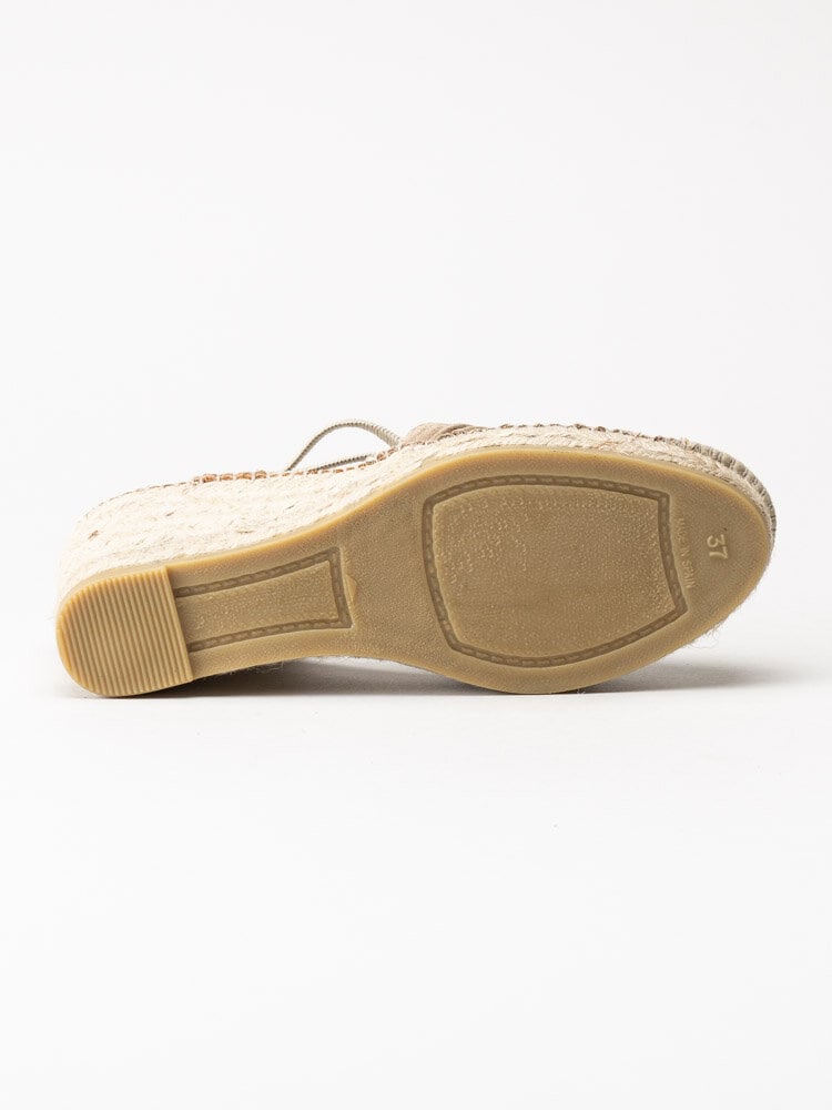 Duffy - Beige kilklackade espadrillos i mocka