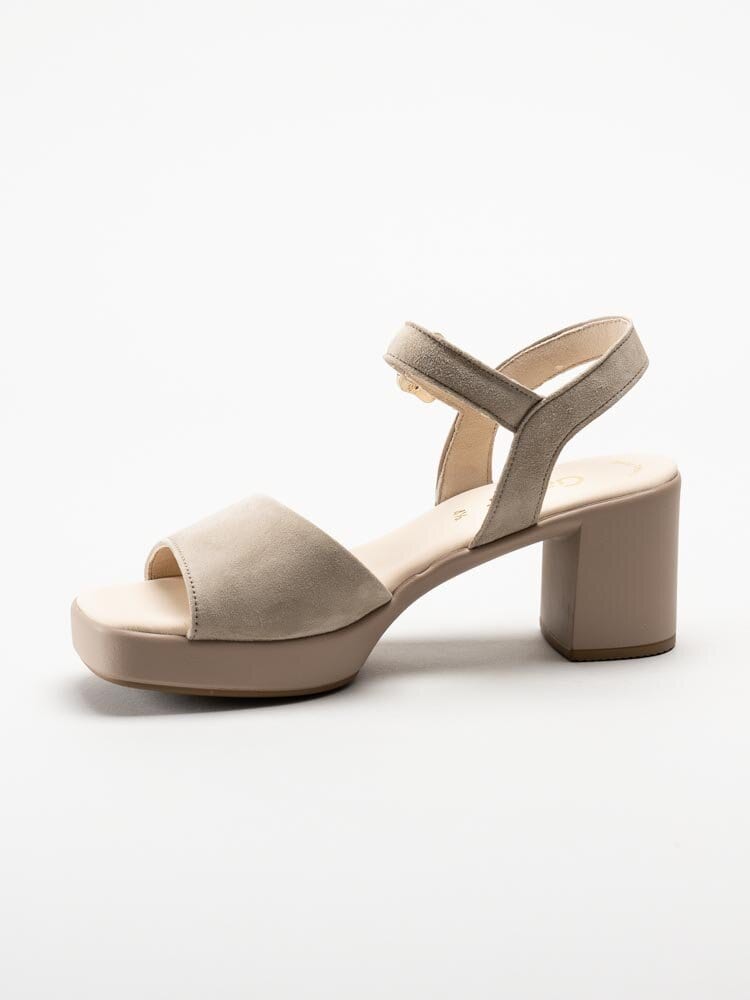 Gabor - Beige platåsandaletter i mocka