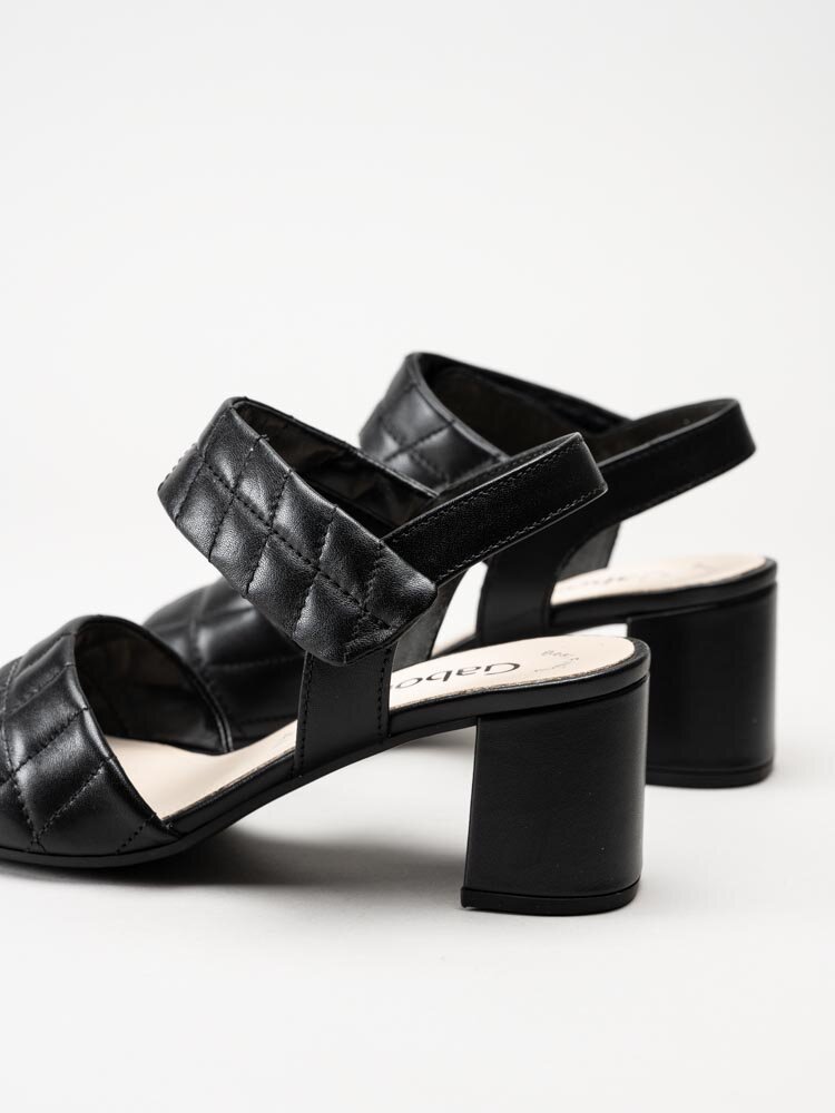 Gabor - Svarta sandaletter i quiltat skinn