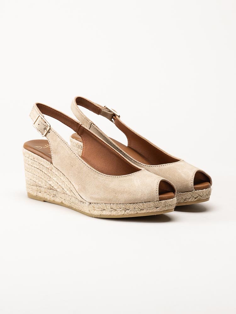 Duffy - Beige kilklackade sandaletter i mocka