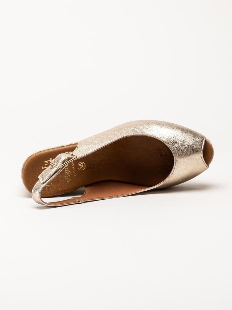 Duffy - Guldfärgade kilklackade espadriller