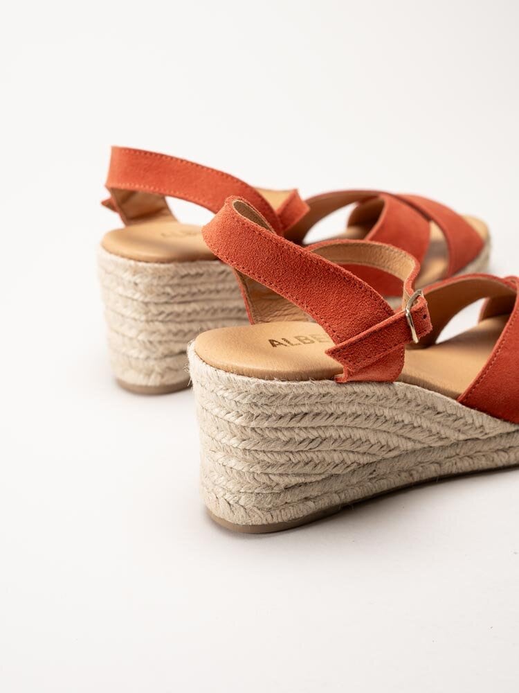 Alberville - Vendy Suede Elche - Röda kilklackade sandaletter i mocka