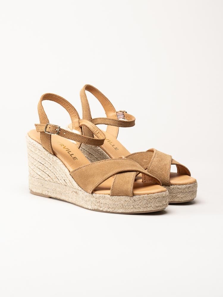 Alberville - Vendy Suede Elche - Ljusbruna kilklackade sandaletter i mocka