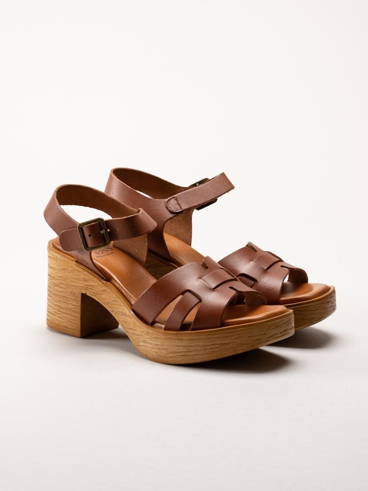 Effortless - Bruna skinnsandaletter med klack