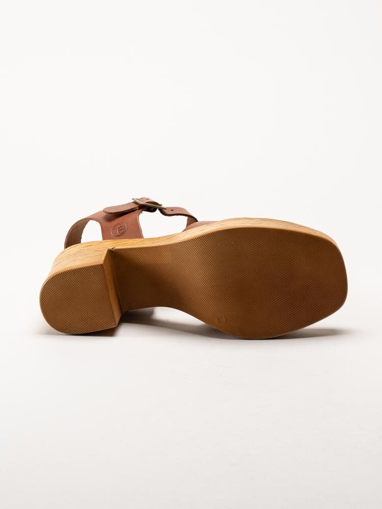 Effortless - Bruna skinnsandaletter med klack