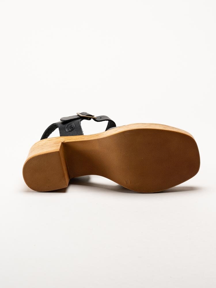 Effortless - Svarta skinnsandaletter med klack