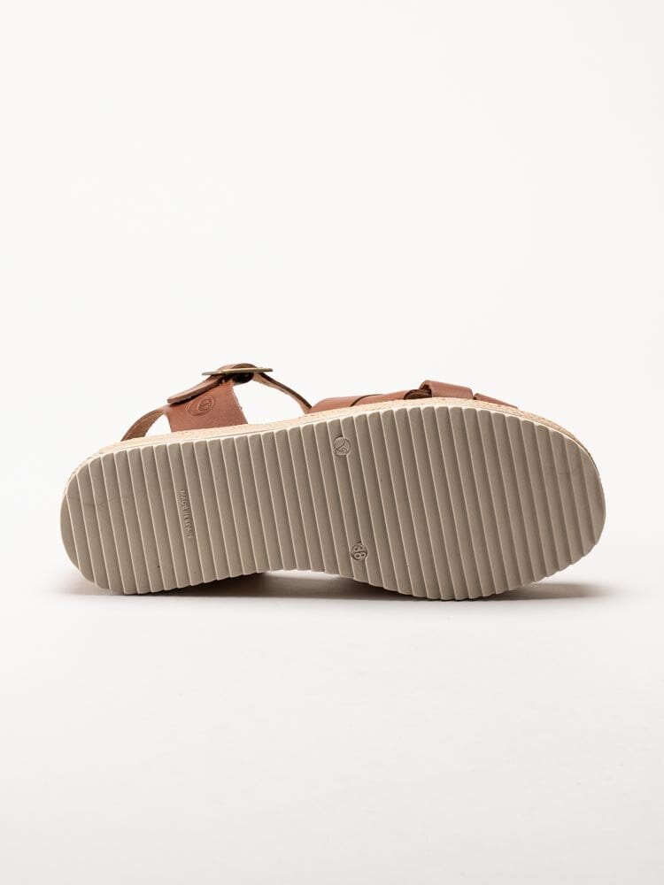 Effortless - Bruna kilklackade sandaletter i skinn