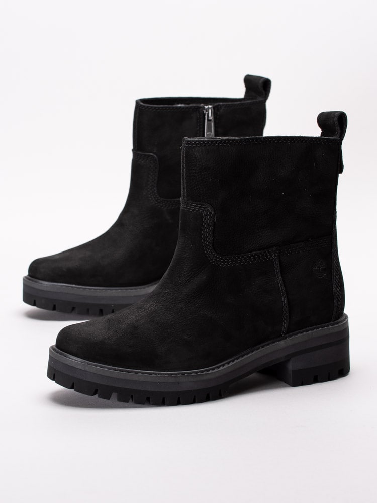 07193085 Timberland Courmayeur Valley Faux Fur CA257S svarta varmfodrade boots med fuskpäls-6