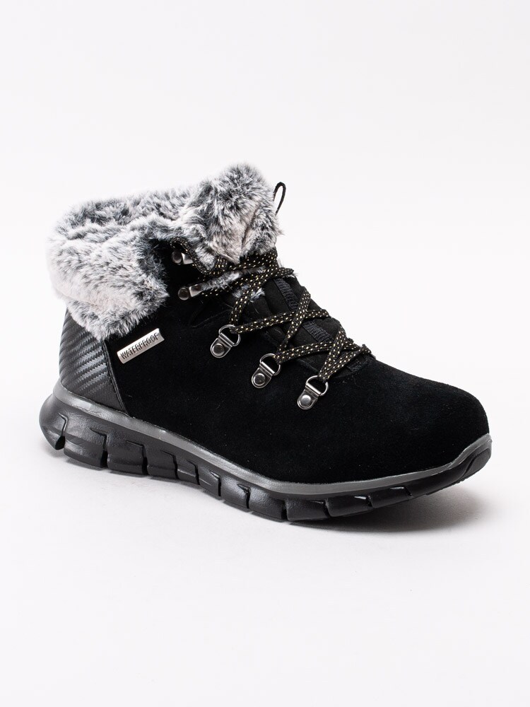 07193143 Skechers Synergy Cold Catcher WP 44777-BBK svarta vattentäta vinterkängor med fuskpälsmudd-1