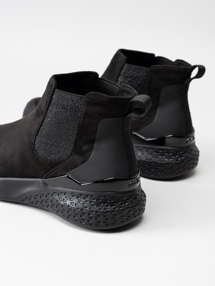 Ara - Svarta låga boots i textil