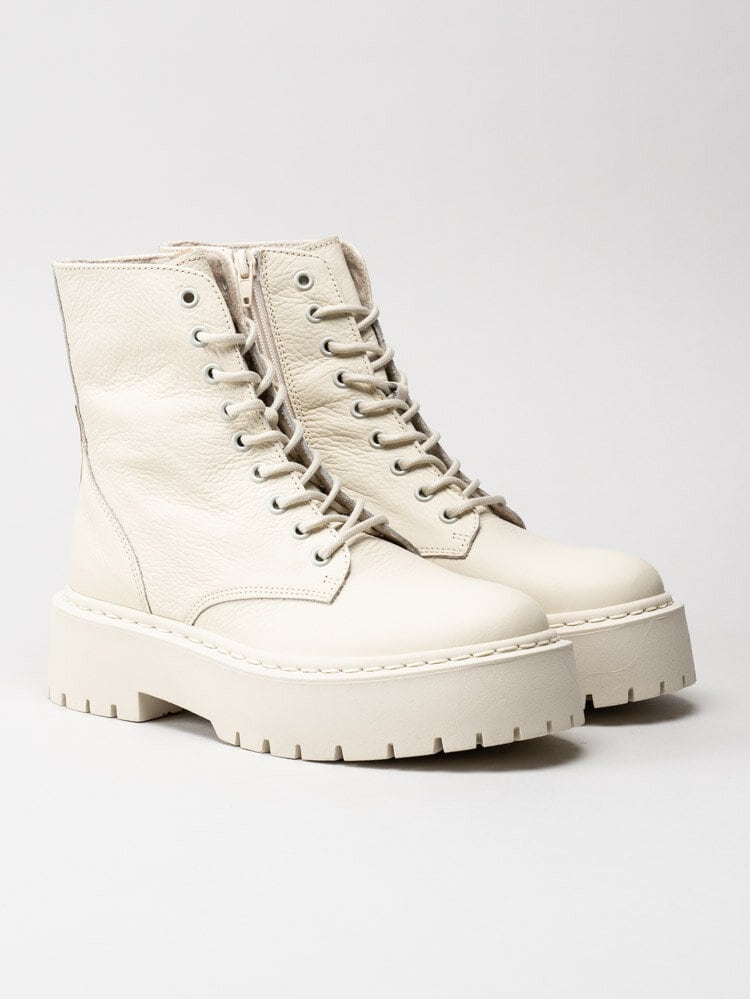 Steve Madden - Skylar - Off white platåkängor i skinn