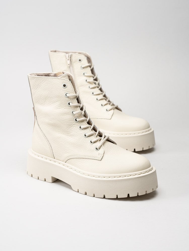 Steve Madden - Skylar - Off white platåkängor i skinn