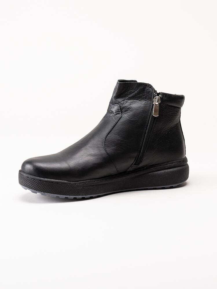 Charlotte of Sweden - Svarta boots i skinn