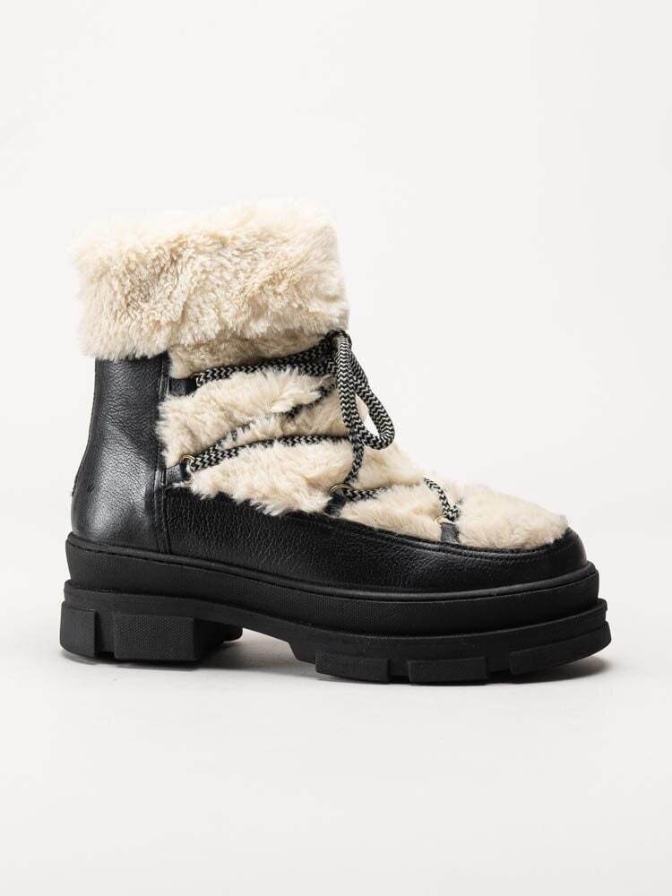 Copenhagen Shoes - My Winter Boot - Off white kängor i fuskpäls