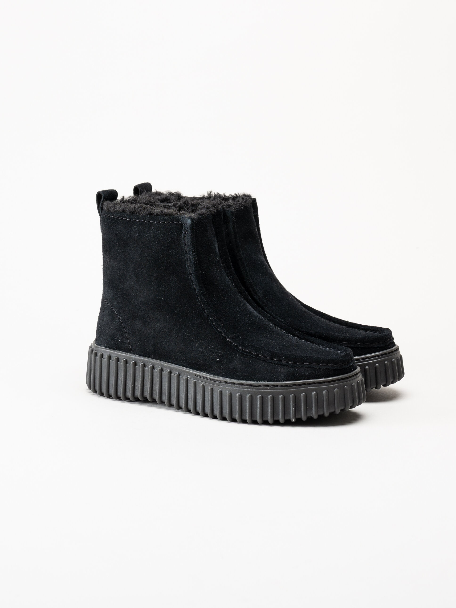 Clarks - Torhill Cozy - Svarta boots i mocka