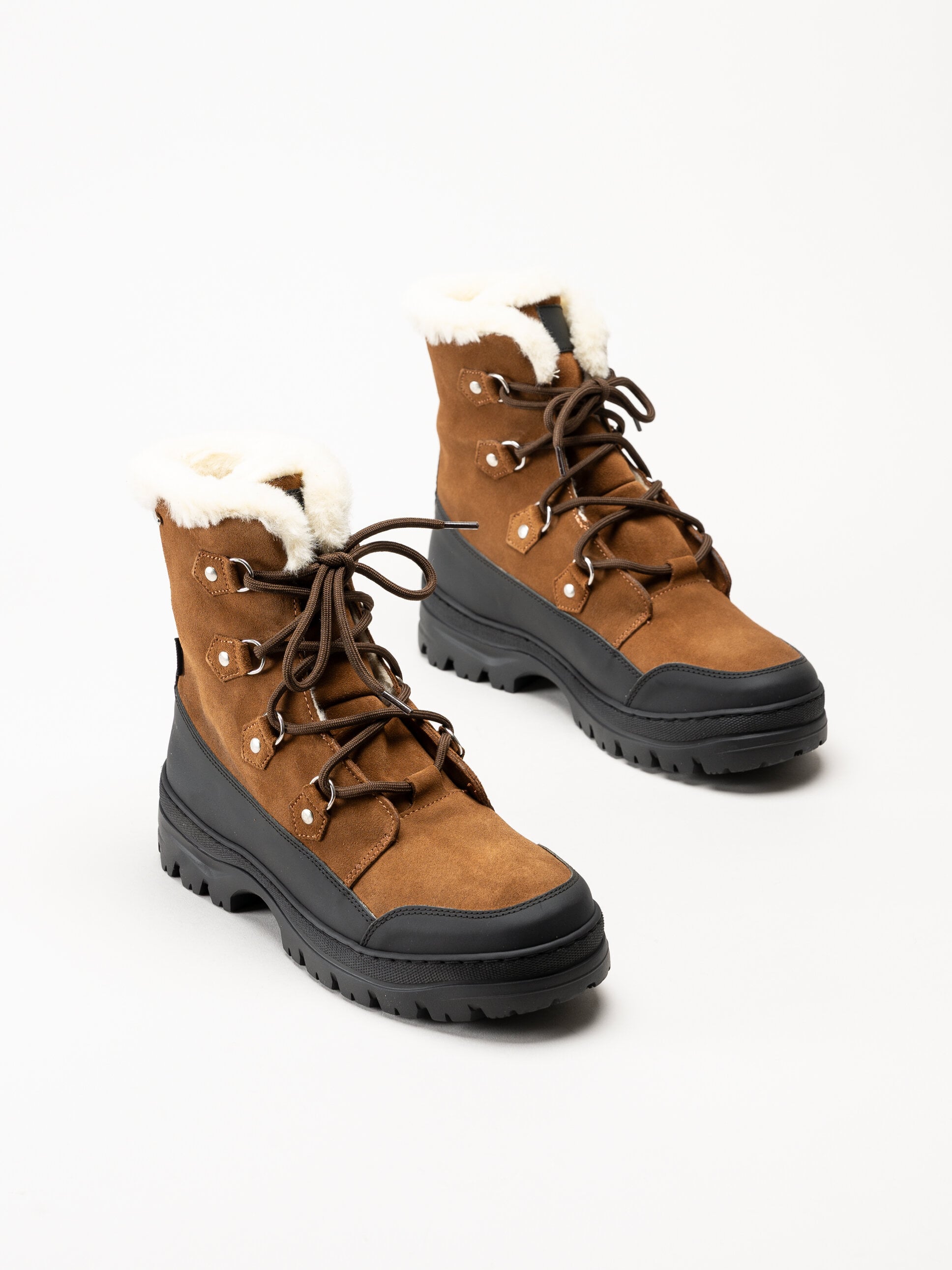 Ilves - Ilves Midbyn Wool Tex Alpi - Bruna fodrade kängor i mocka