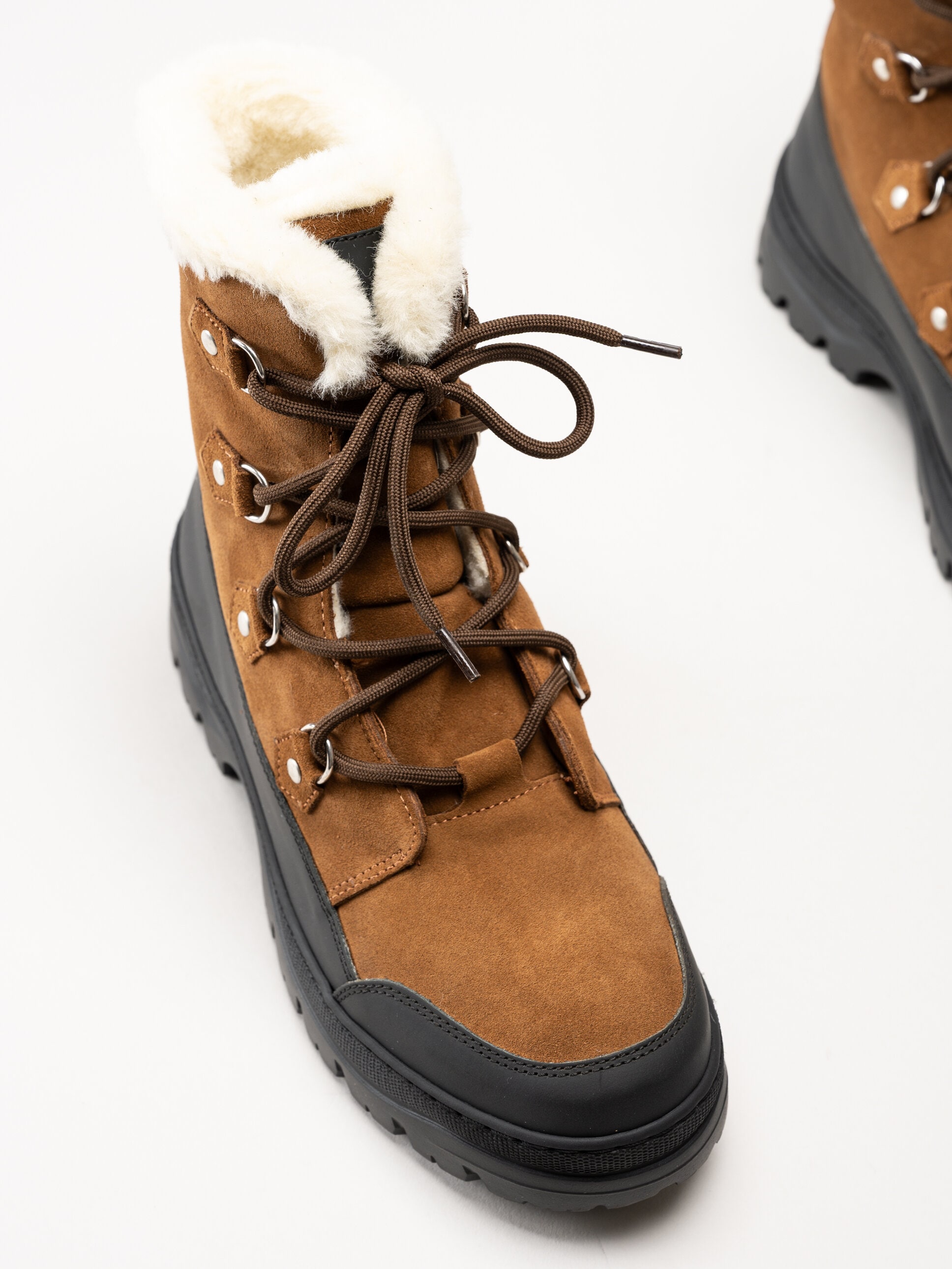 Ilves - Ilves Midbyn Wool Tex Alpi - Bruna fodrade kängor i mocka