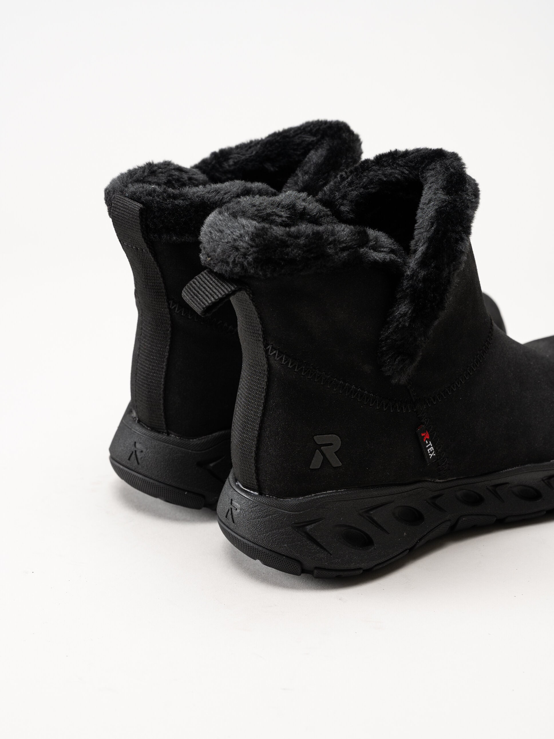 Rieker - Svarta varmfodrade boots