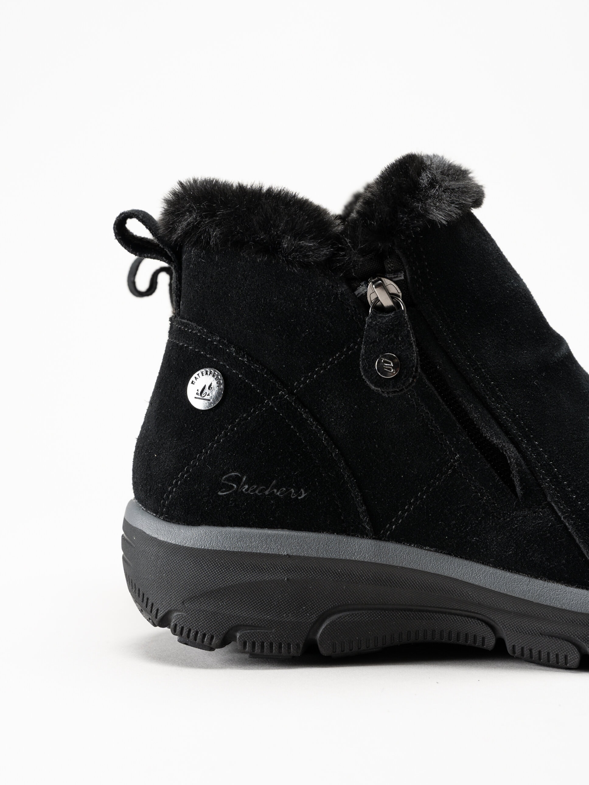 Skechers - Svarta fodrade kängor i mocka