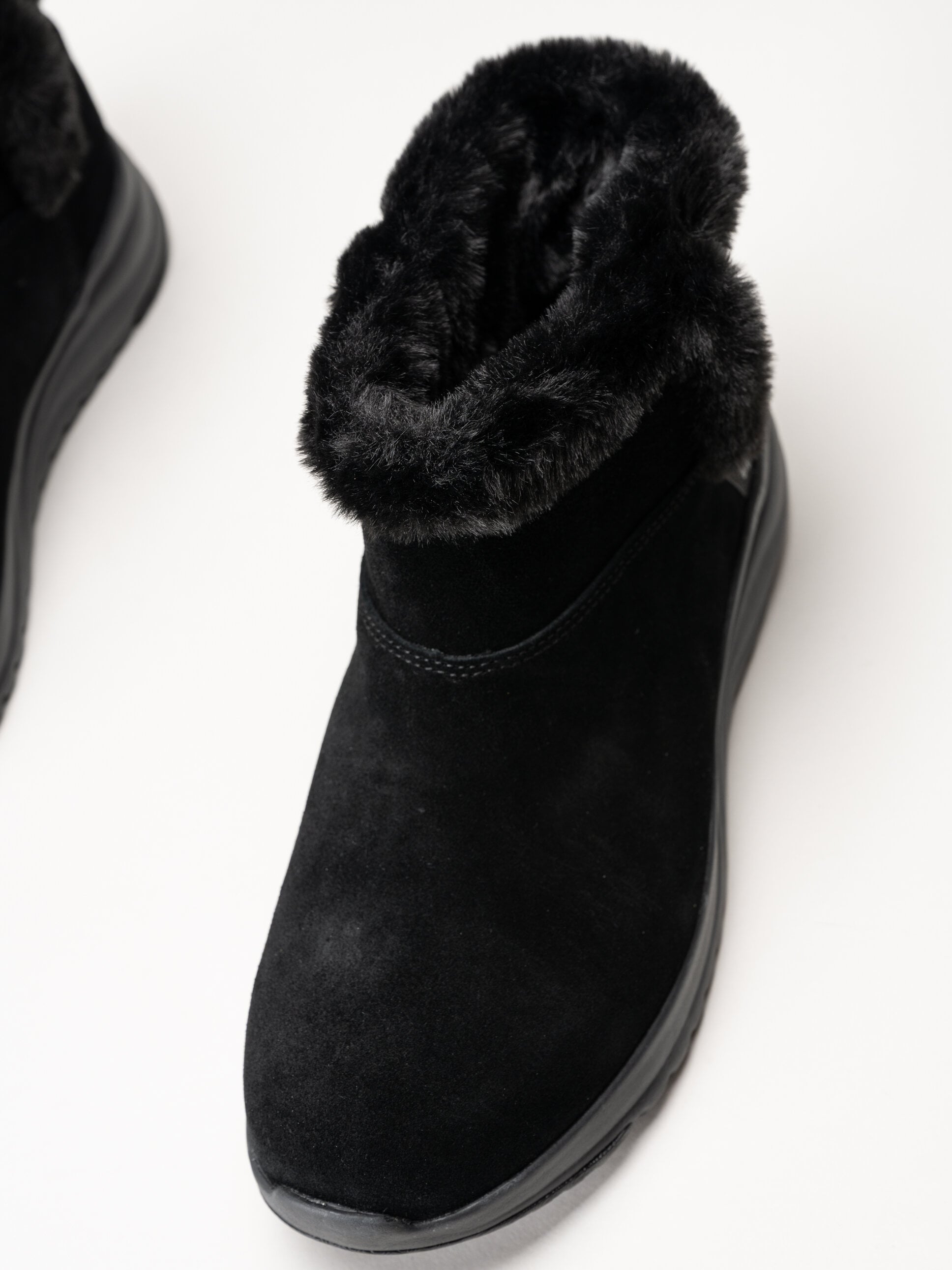 Skechers - On-The-Go Stellar - Svarta fodrade boots i mocka