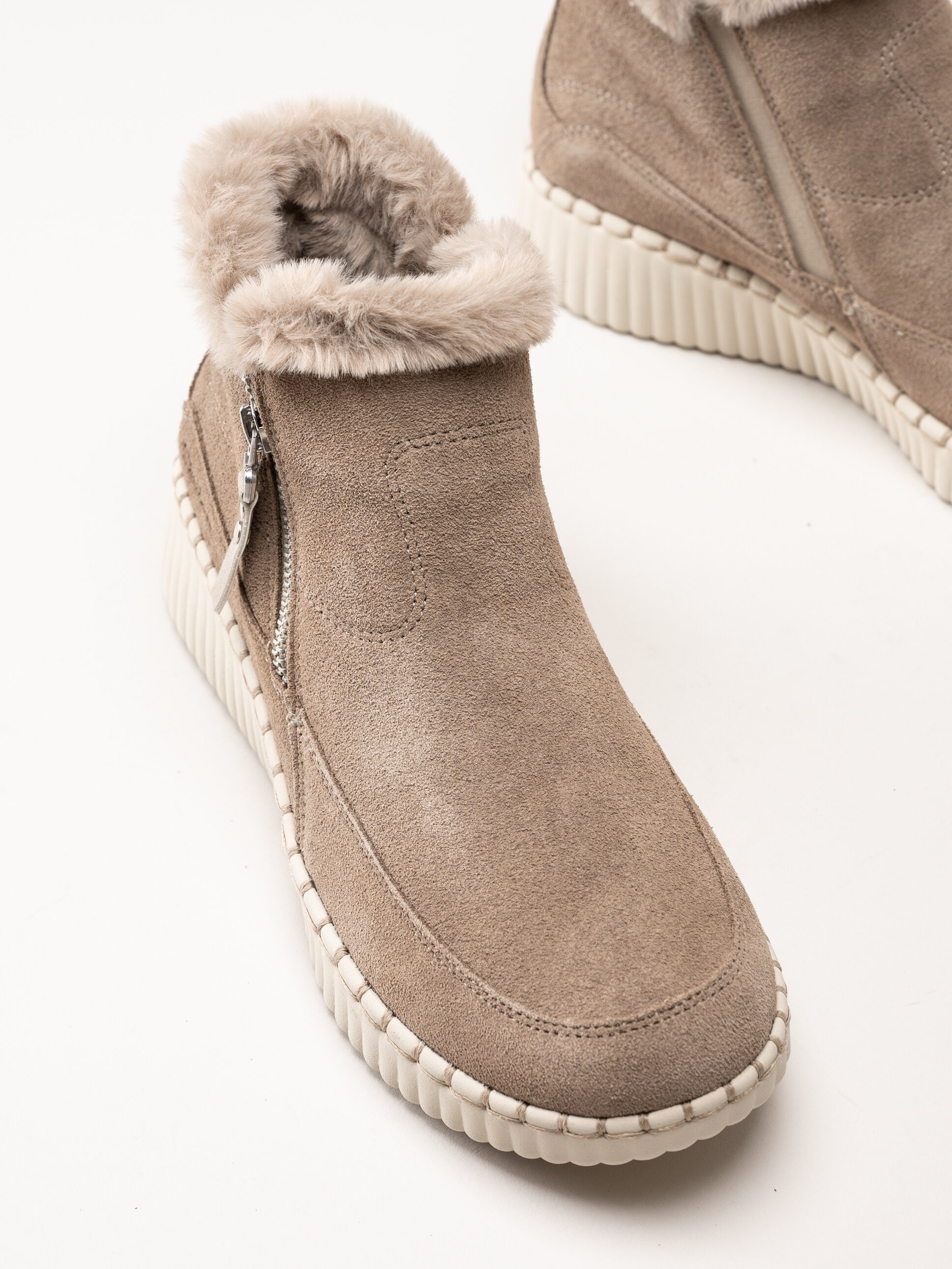 Skechers - Wilshire Blvd - Fresh Zip - Beige fodrade boots