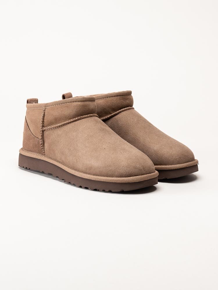 UGG - W Classic Ultra Mini - Bruna ullfodrade vinterboots i mocka