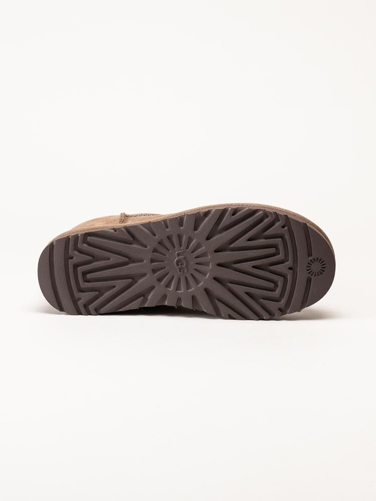UGG - W Classic Ultra Mini - Bruna ullfodrade vinterboots i mocka