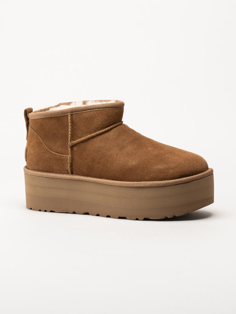 UGG - W Classic Ultra Mini Platform - Ljusbruna ullfodrade platåboots i mocka