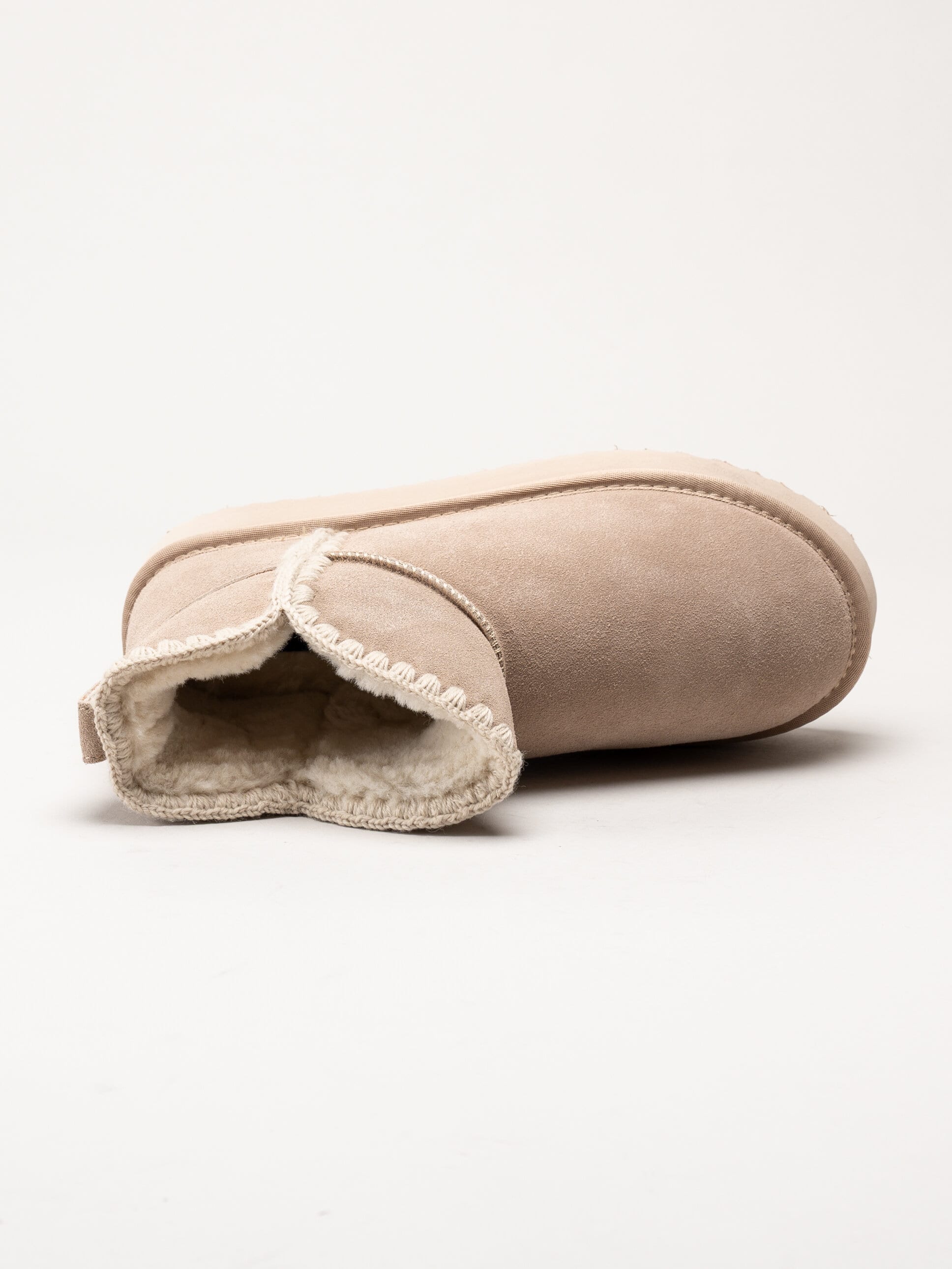 Duffy - Beige varmfodrade platåboots i mocka