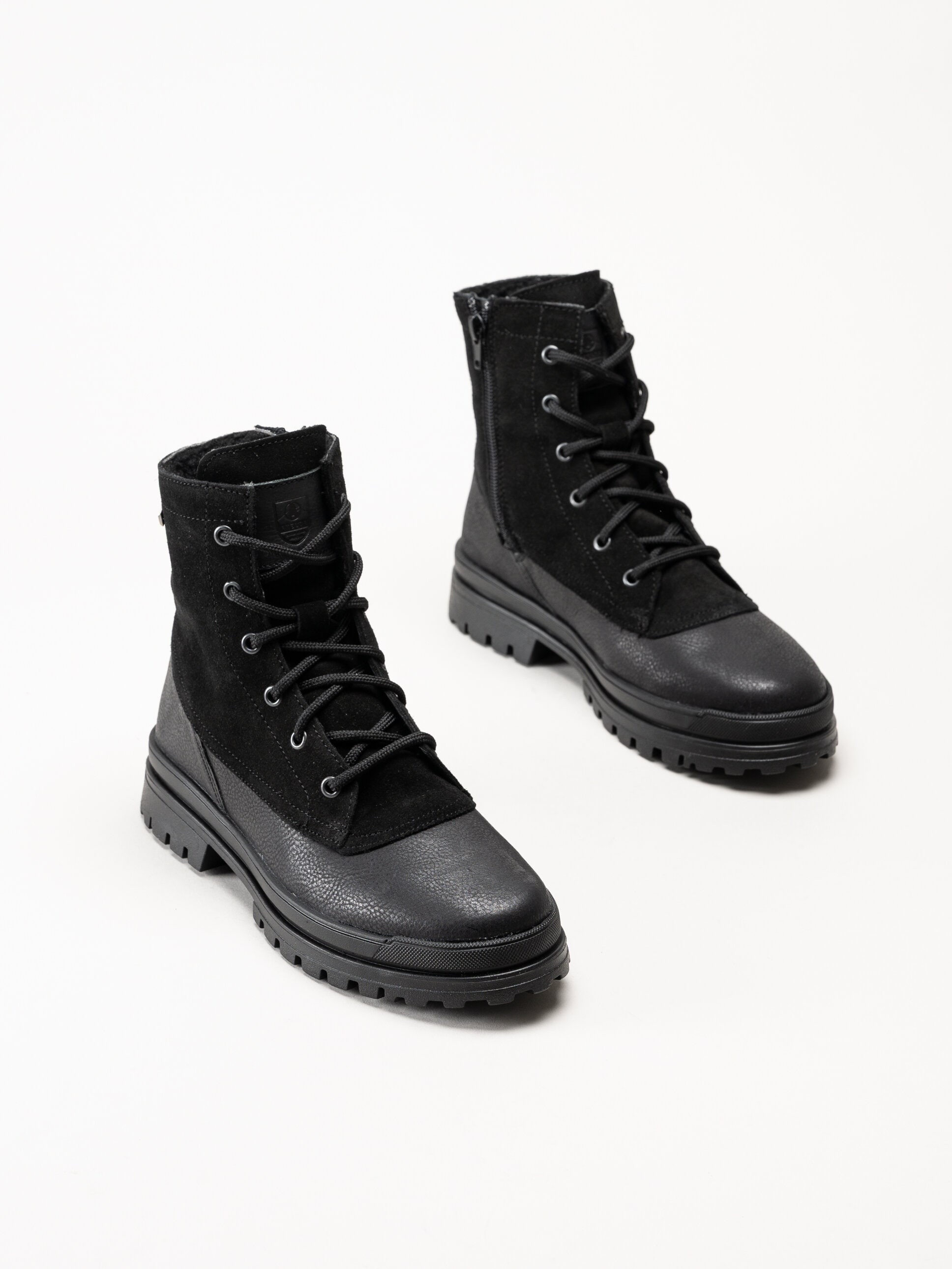 Axelda - Aosta WP - Svarta broddkängor i mocka