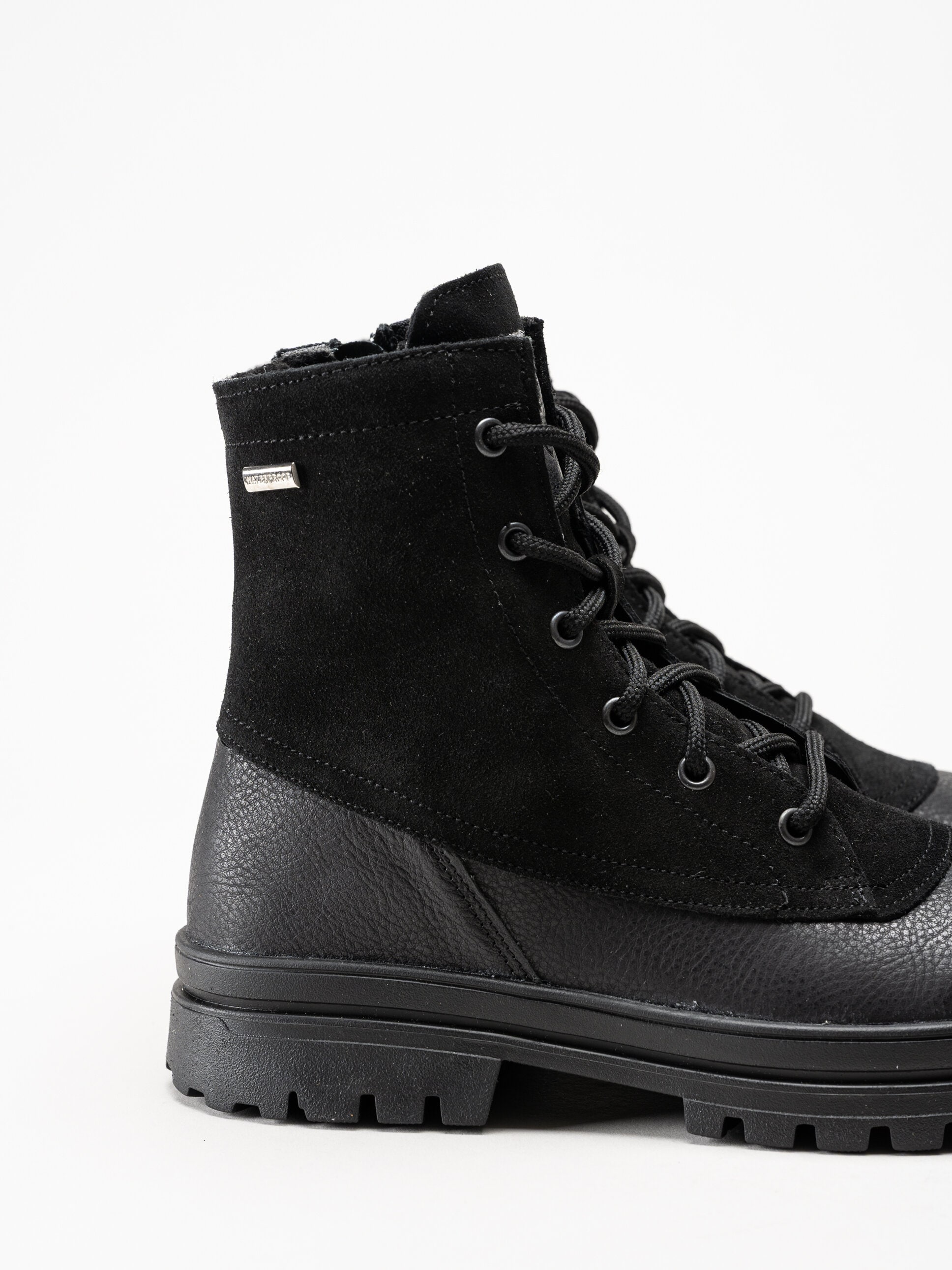 Axelda - Aosta WP - Svarta broddkängor i mocka