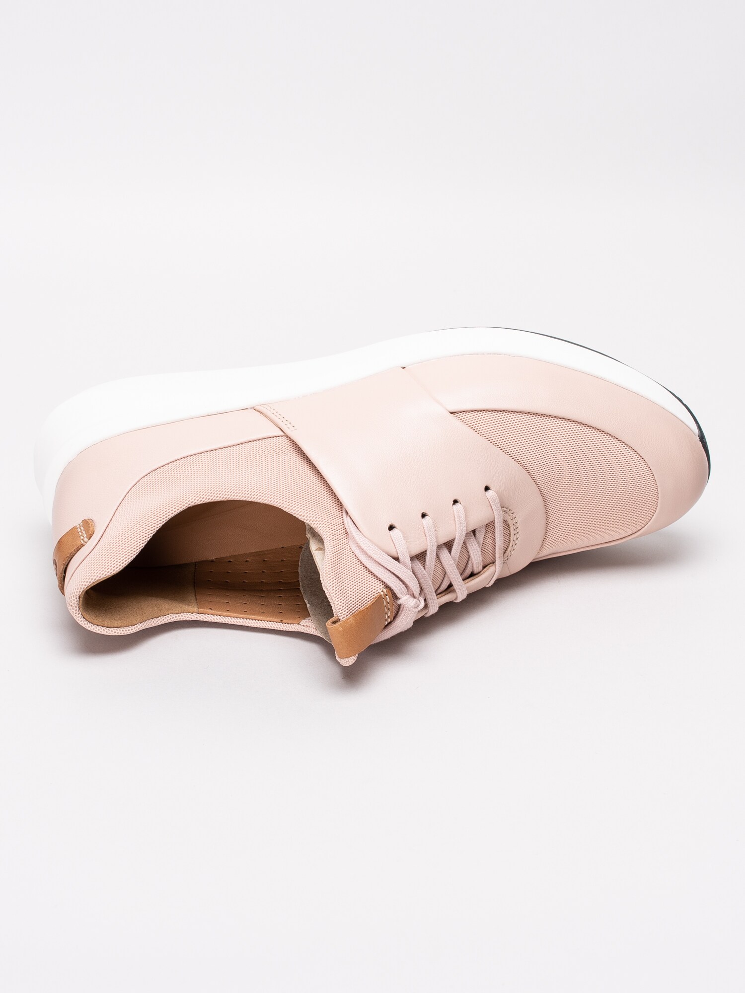 Clarks un rosa 2025