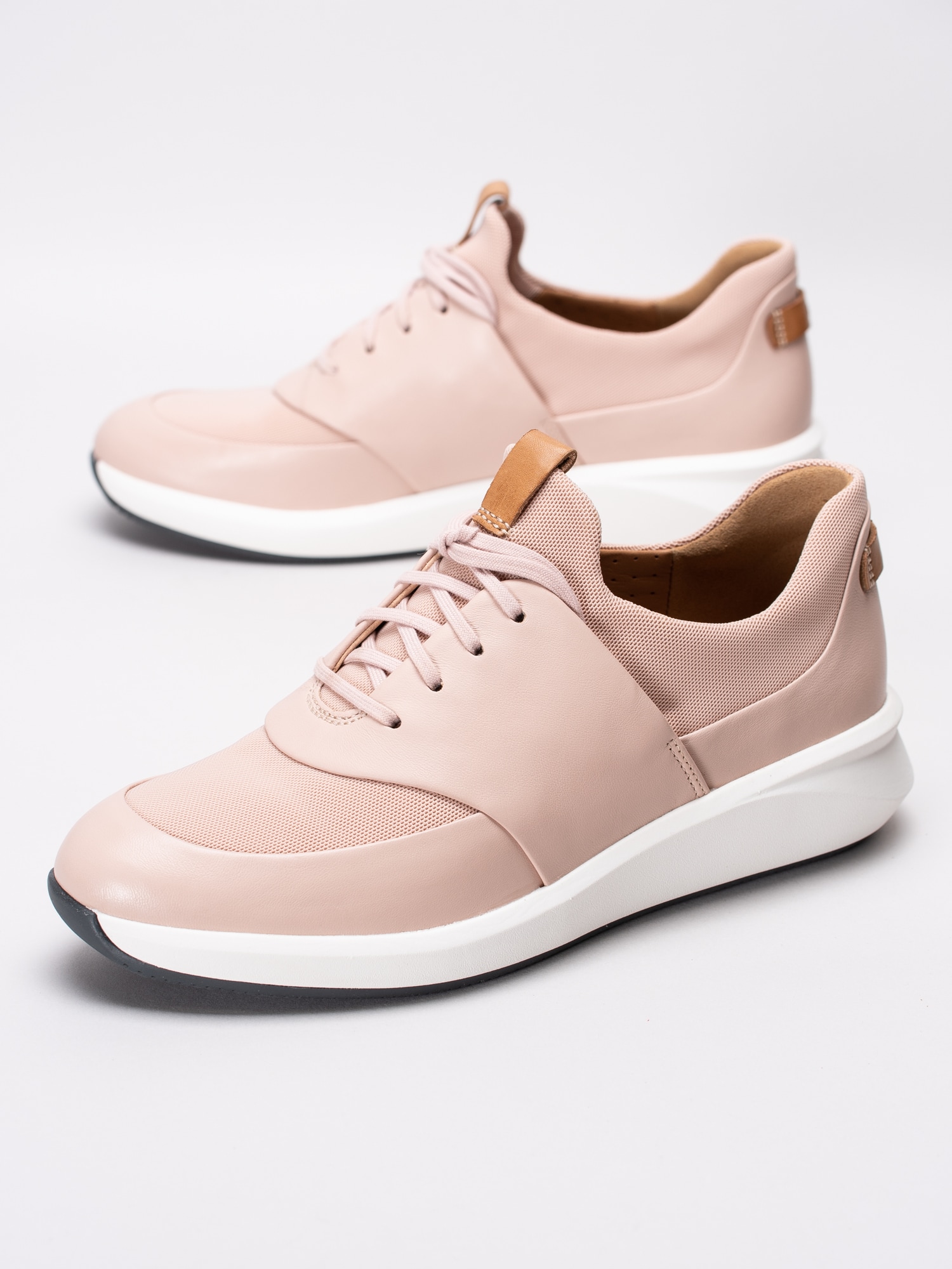 08191008 Clarks Un Rio Lace 26140397 ljusrosa dressade sneakers-6