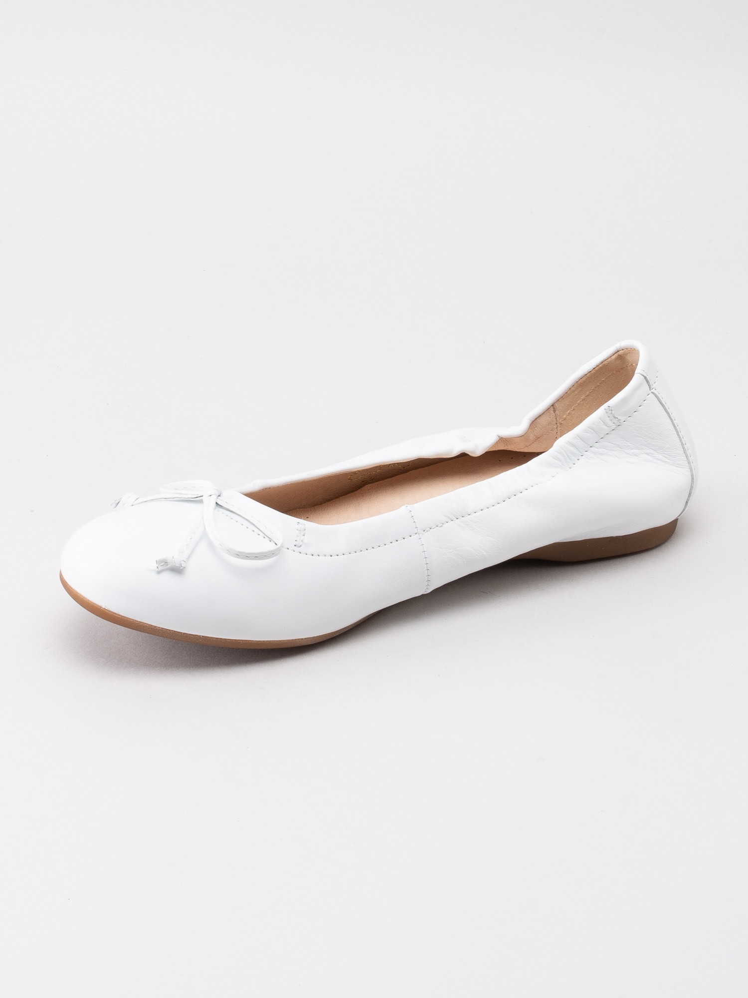 08191041 Gabor 24.120-21 vita klassiska ballerinas med resårhäl-2