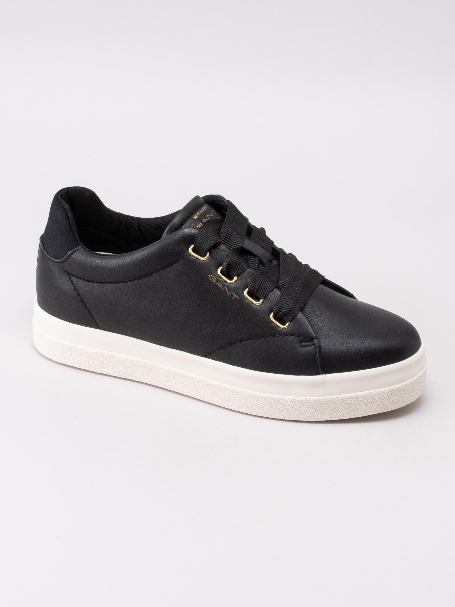 08191047 Gant Aurora 18531433-G00 svarta sneakers med platå-1