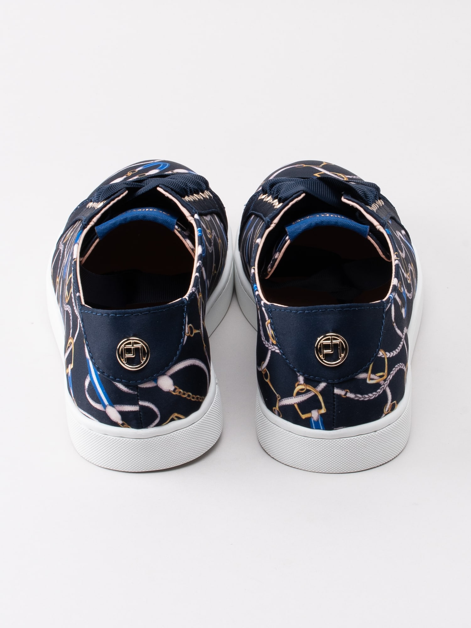 08191158 Philip Hog Chain Lace Blue mörkblå sneakers i satin-4