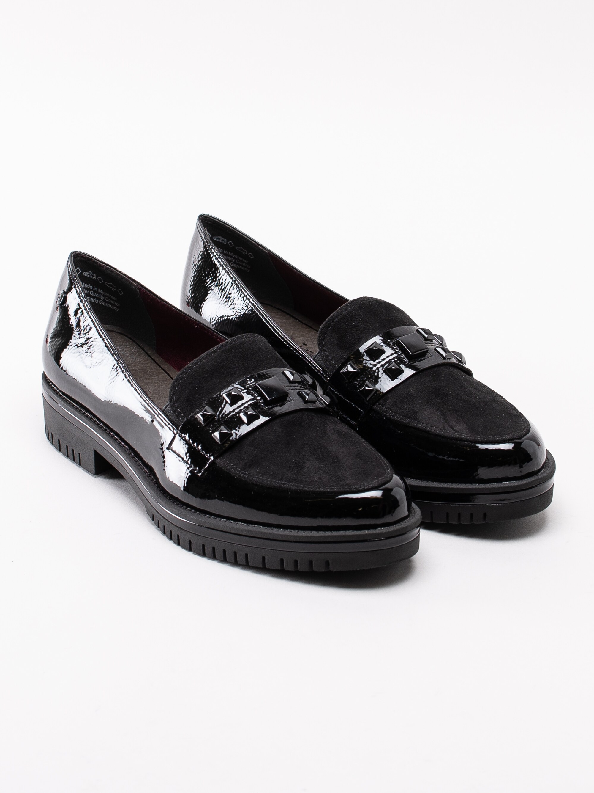 08193040 Tamaris 1-24706-23-073 svarta loafers med lackdetaljer-3