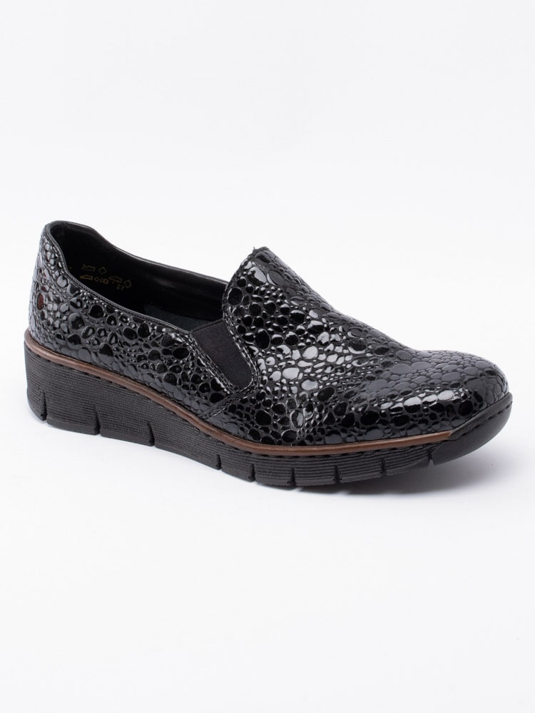 08201166 Rieker 53766-45 svarta loafers i lack med krokodilmönster-1