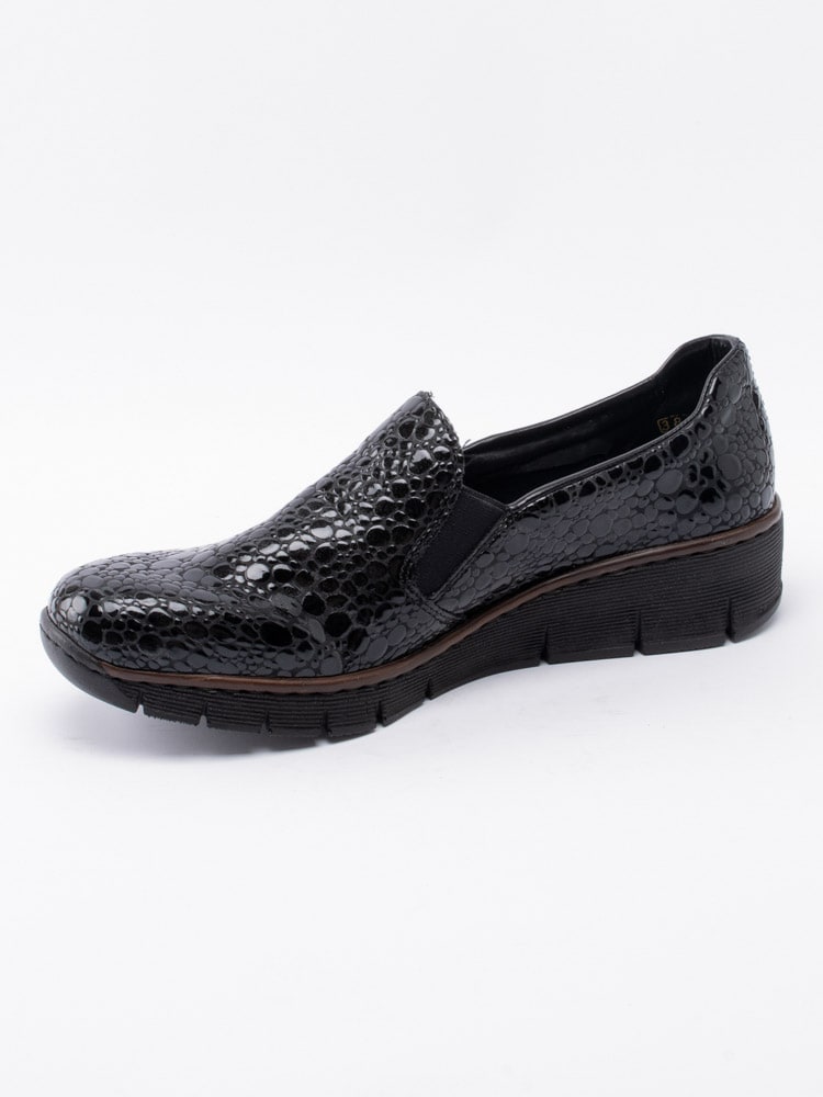 08201166 Rieker 53766-45 svarta loafers i lack med krokodilmönster-2