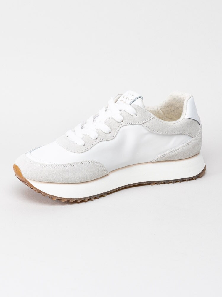 Gant Footwear - Bevinda Sneaker - Vita sneakers i skinn med logga i guld