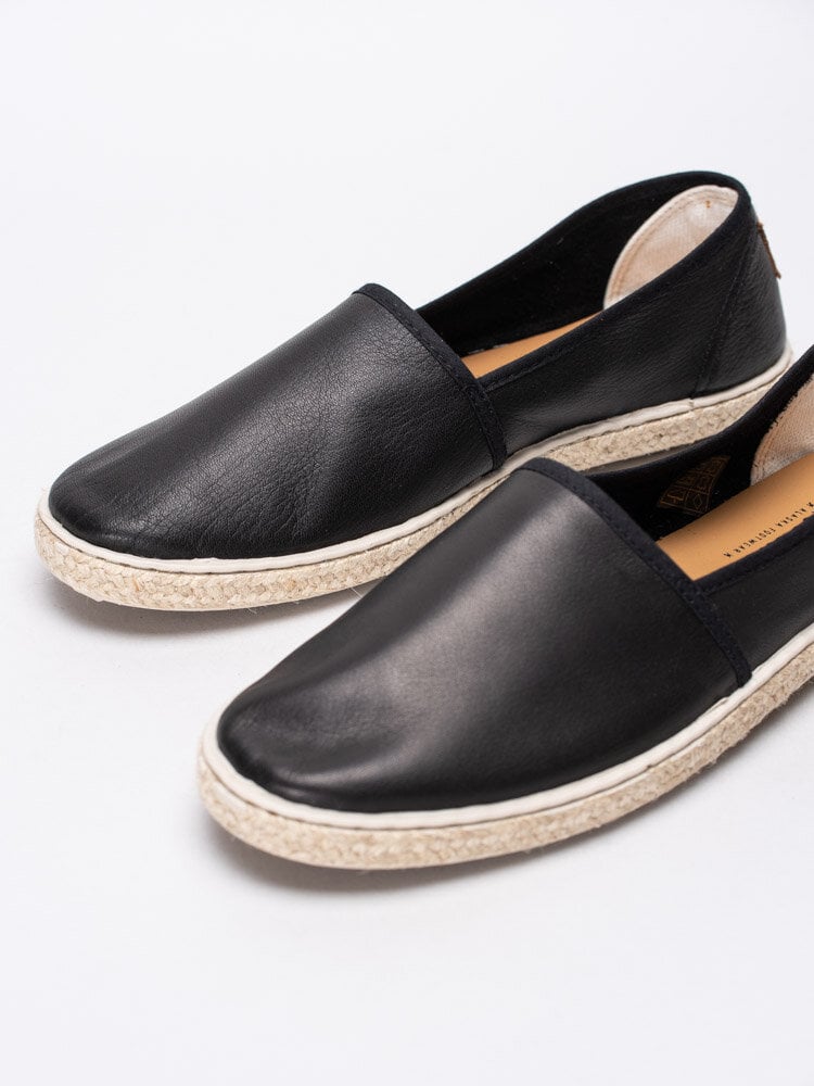 North - Drew - Svarta espadrillos i mjukt skinn