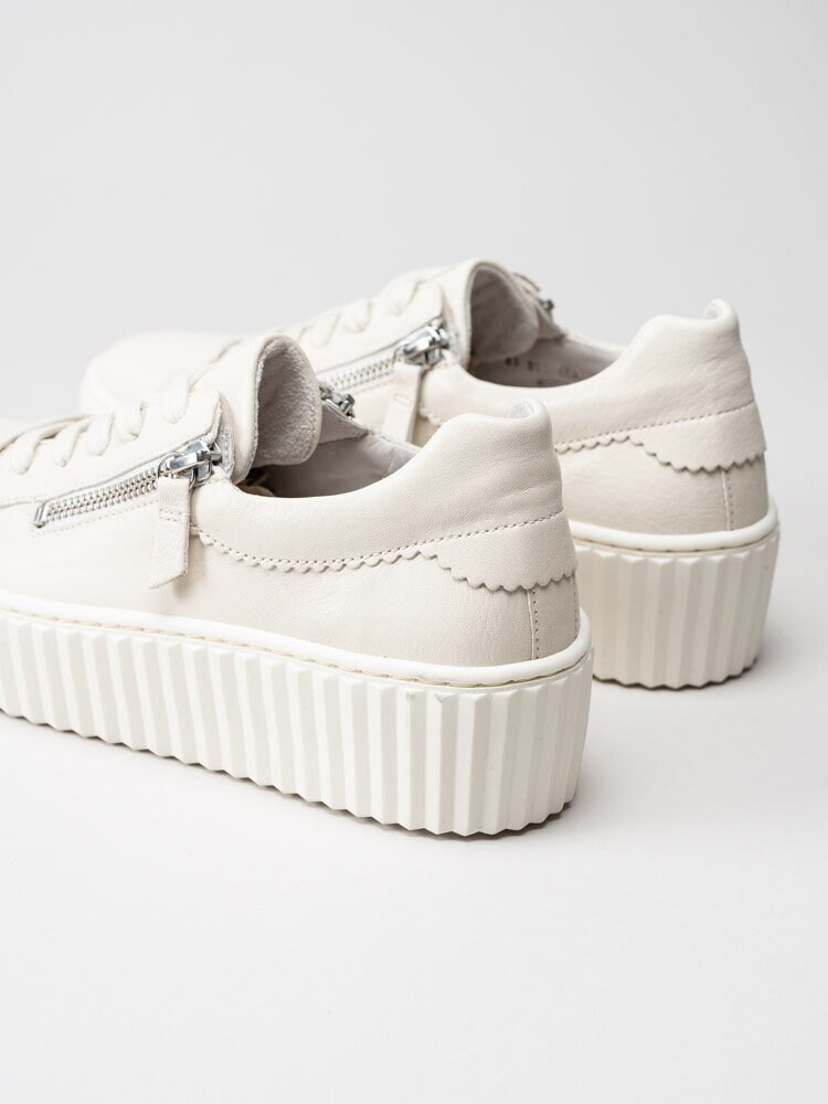 Gabor - Off white platåsneakers i skinn