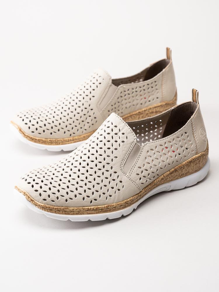 Rieker - Beige slip on skor