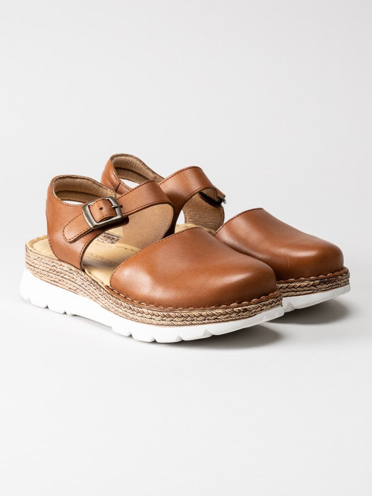 Ten Points - Maya - Ljusbruna sandaler i skinn med spänne