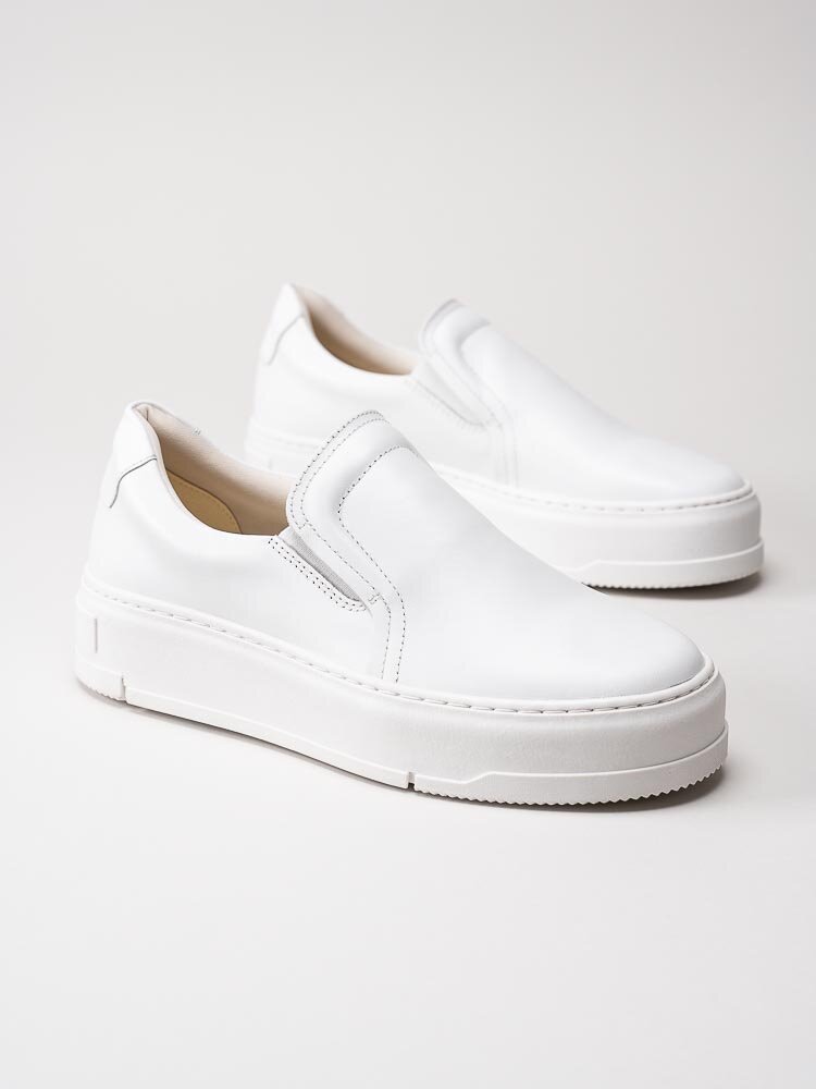 Vagabond - Judy - Vita slip on platåsneakers i skinn
