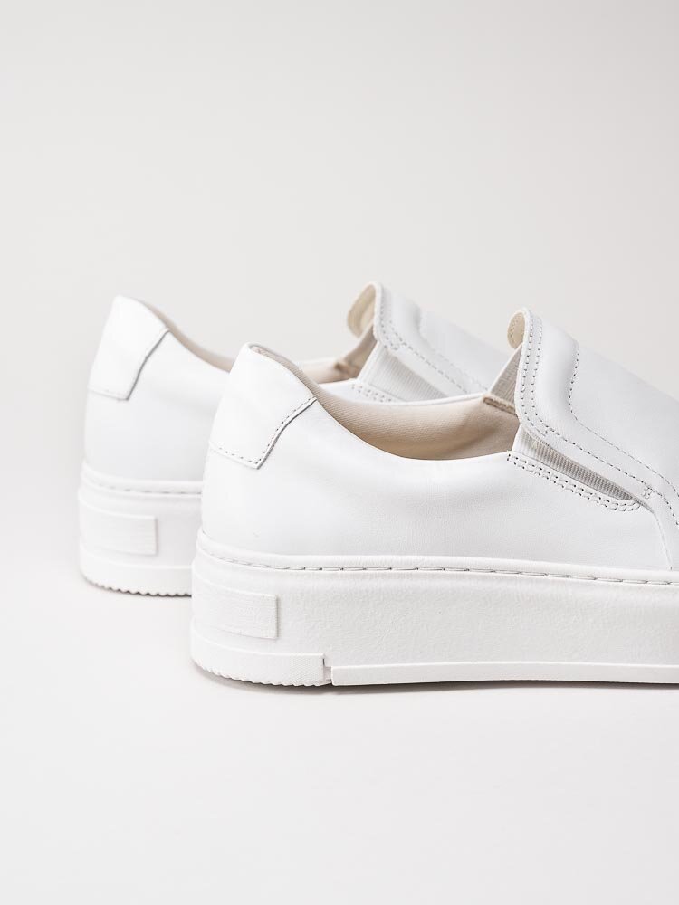 Vagabond - Judy - Vita slip on platåsneakers i skinn