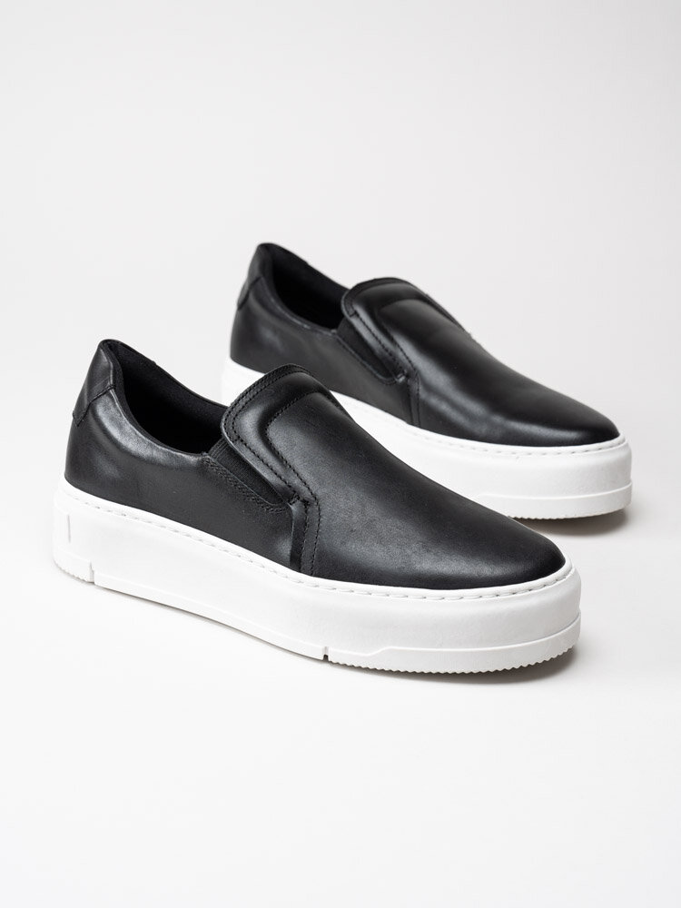 Vagabond - Judy - Svarta slip on platåsneakers i skinn