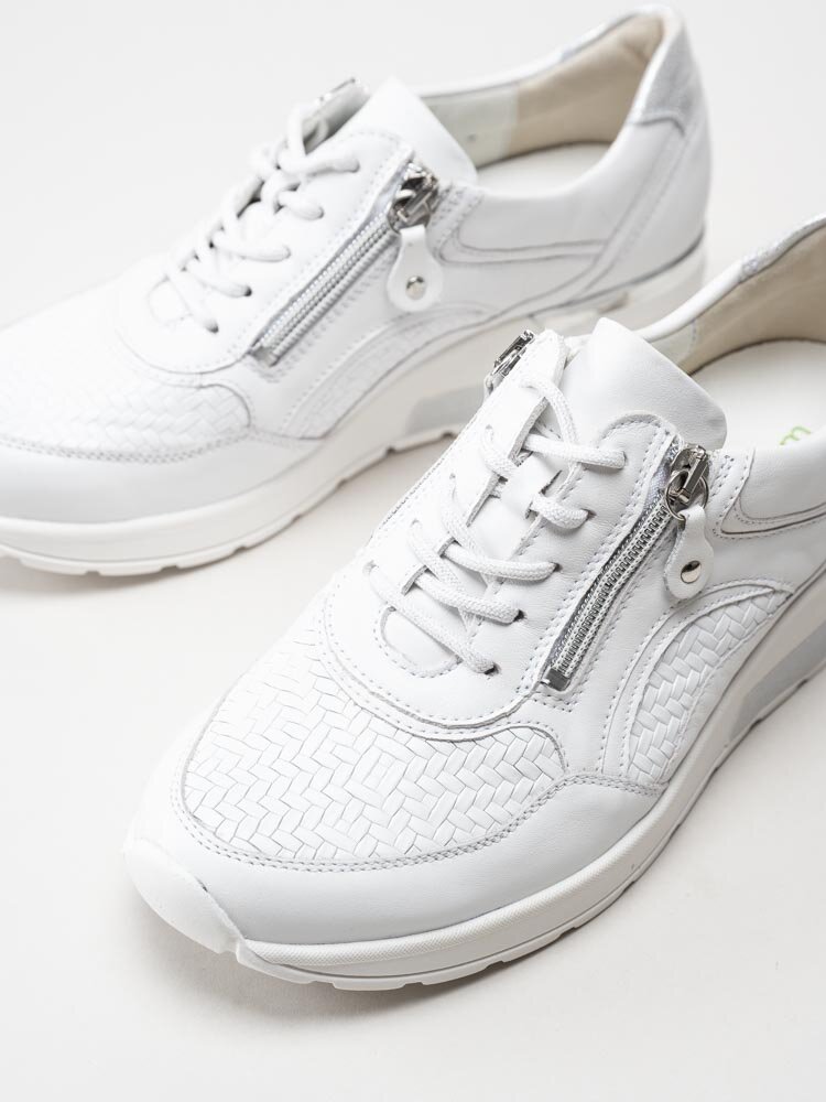 Waldläufer - H-clara 30 - Vita kilklackade sneakers i skinn