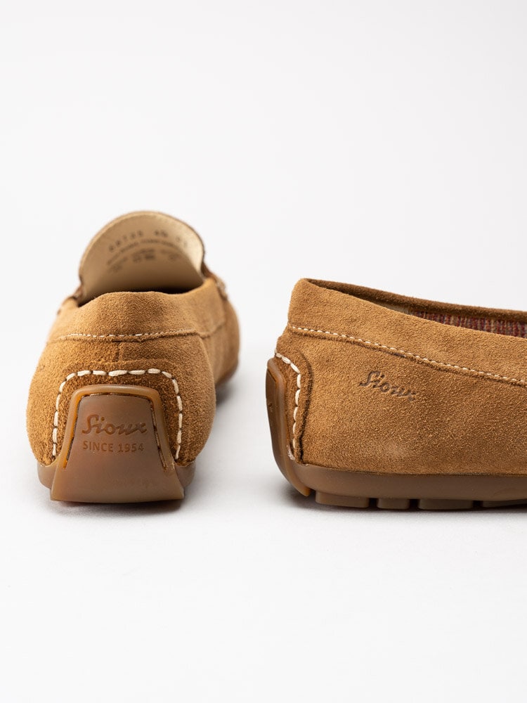 Sioux - Carmona 700 - Ljusbruna loafers i mocka